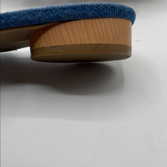 Comfort denim slip on Criss-Cross Slide Sandals, size 10 - Picture 4 of 8